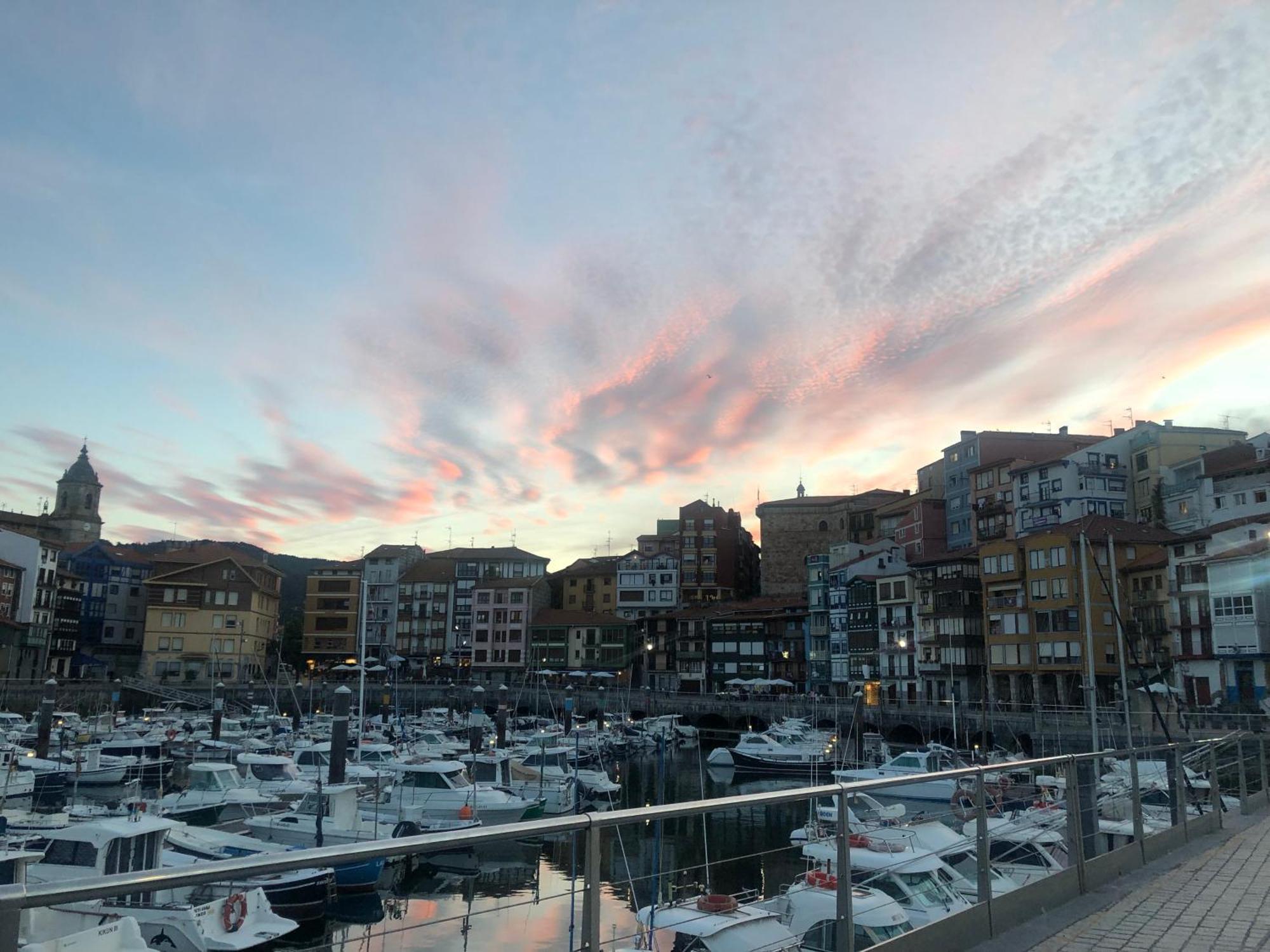 Kala Apartamentua Parking Gratuito Cercano Bermeo Exterior photo
